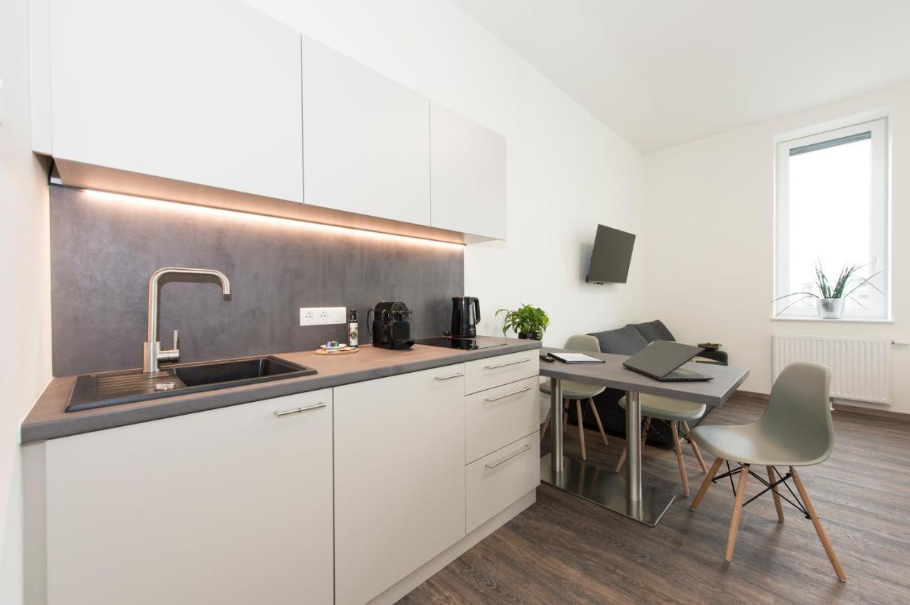 Tt-Rooms - Kontaktlos Mit Self Check-In I Free Parking Graz Exterior photo