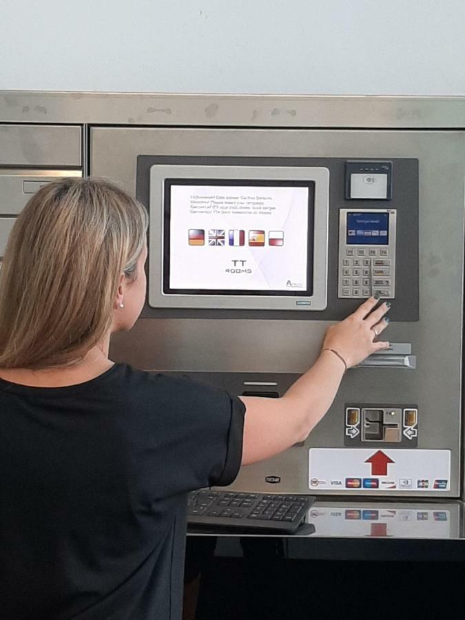 Tt-Rooms - Kontaktlos Mit Self Check-In I Free Parking Graz Exterior photo