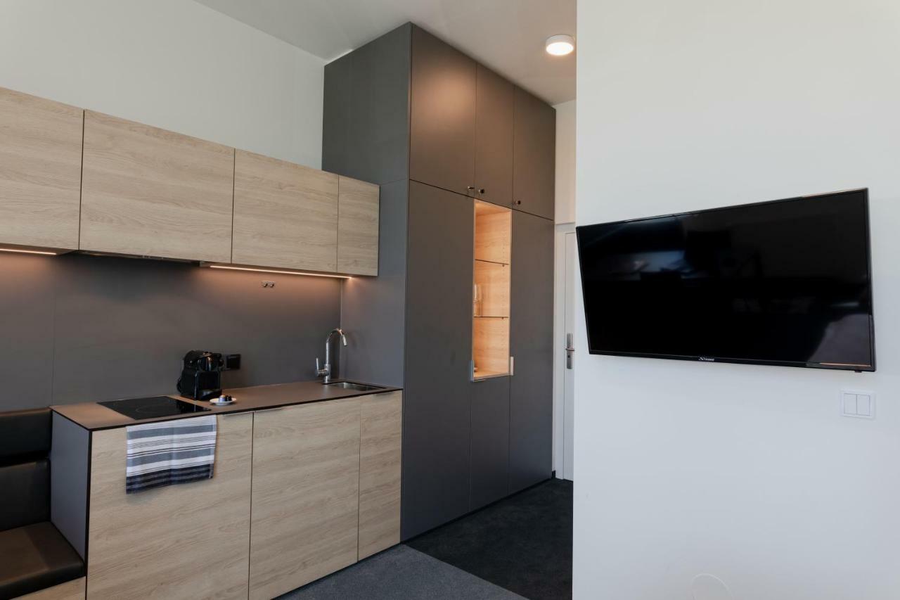 Tt-Rooms - Kontaktlos Mit Self Check-In I Free Parking Graz Exterior photo