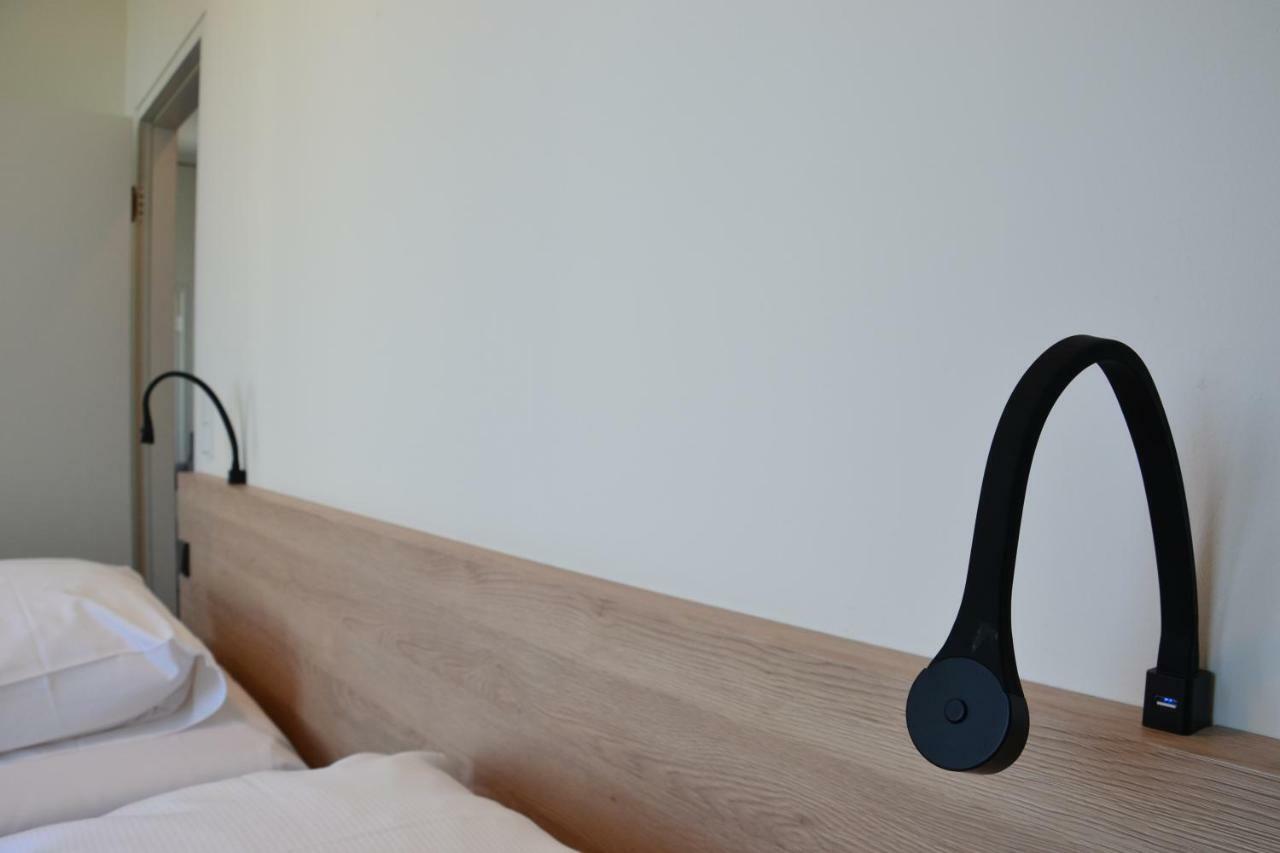 Tt-Rooms - Kontaktlos Mit Self Check-In I Free Parking Graz Exterior photo