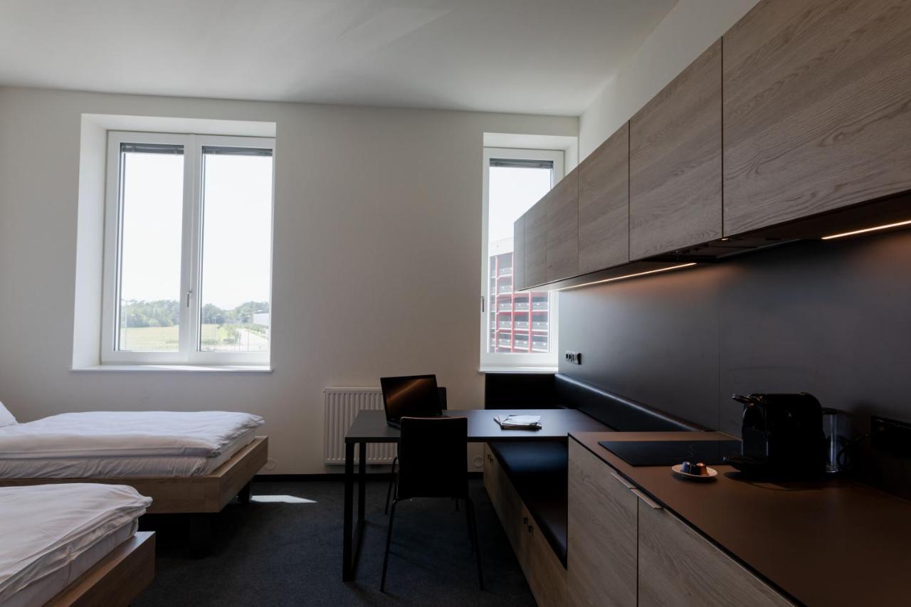 Tt-Rooms - Kontaktlos Mit Self Check-In I Free Parking Graz Exterior photo